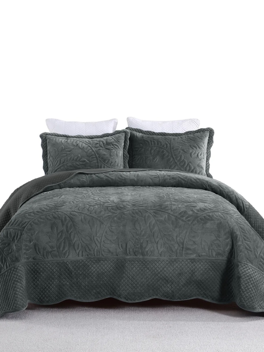 3 PIECE OVERSIZED LUXURY VELVET QUILT SET LEAF EMBROIDERED BEDSPREAD